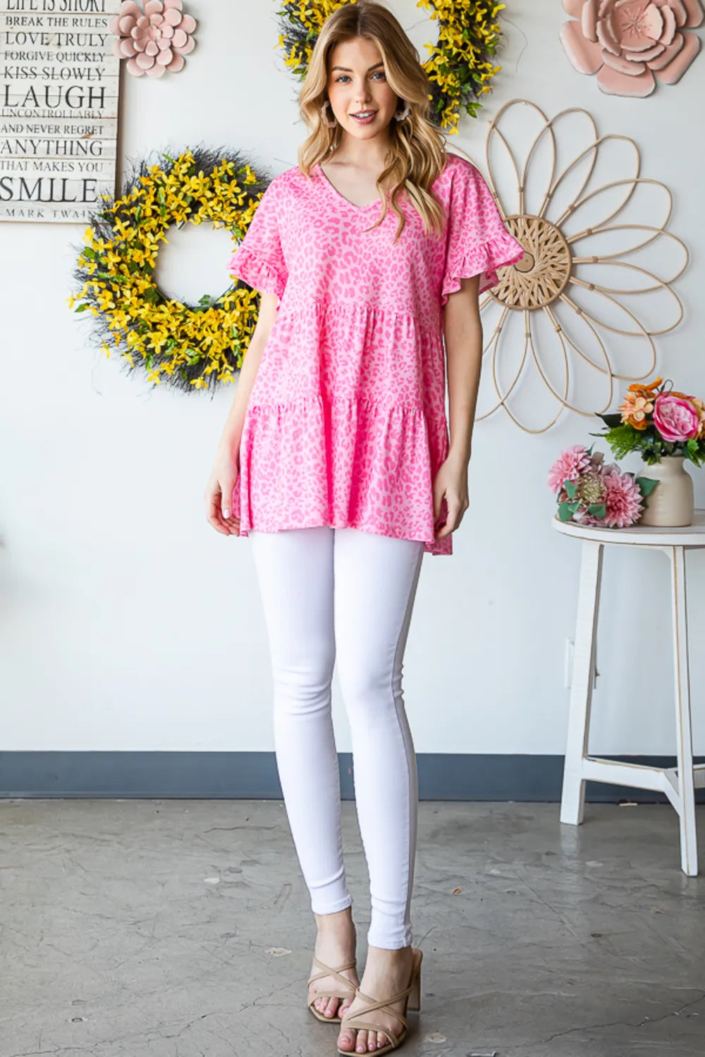 Leopard Ruffle Trim Short Sleeve Top in pink with white pants