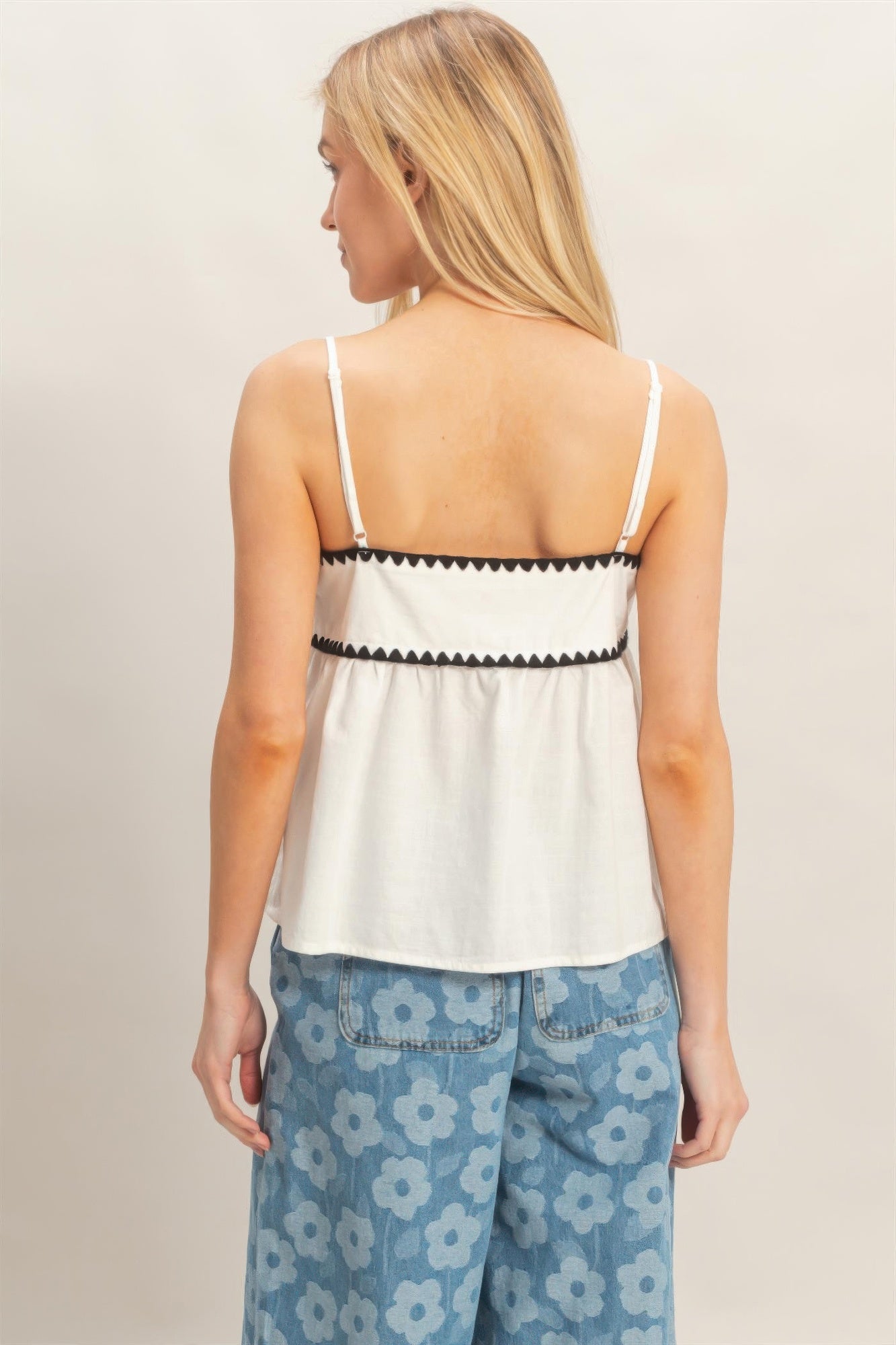 Porcelain White Contrast-Trim Babydoll Tank Top with black trim and blue floral pants