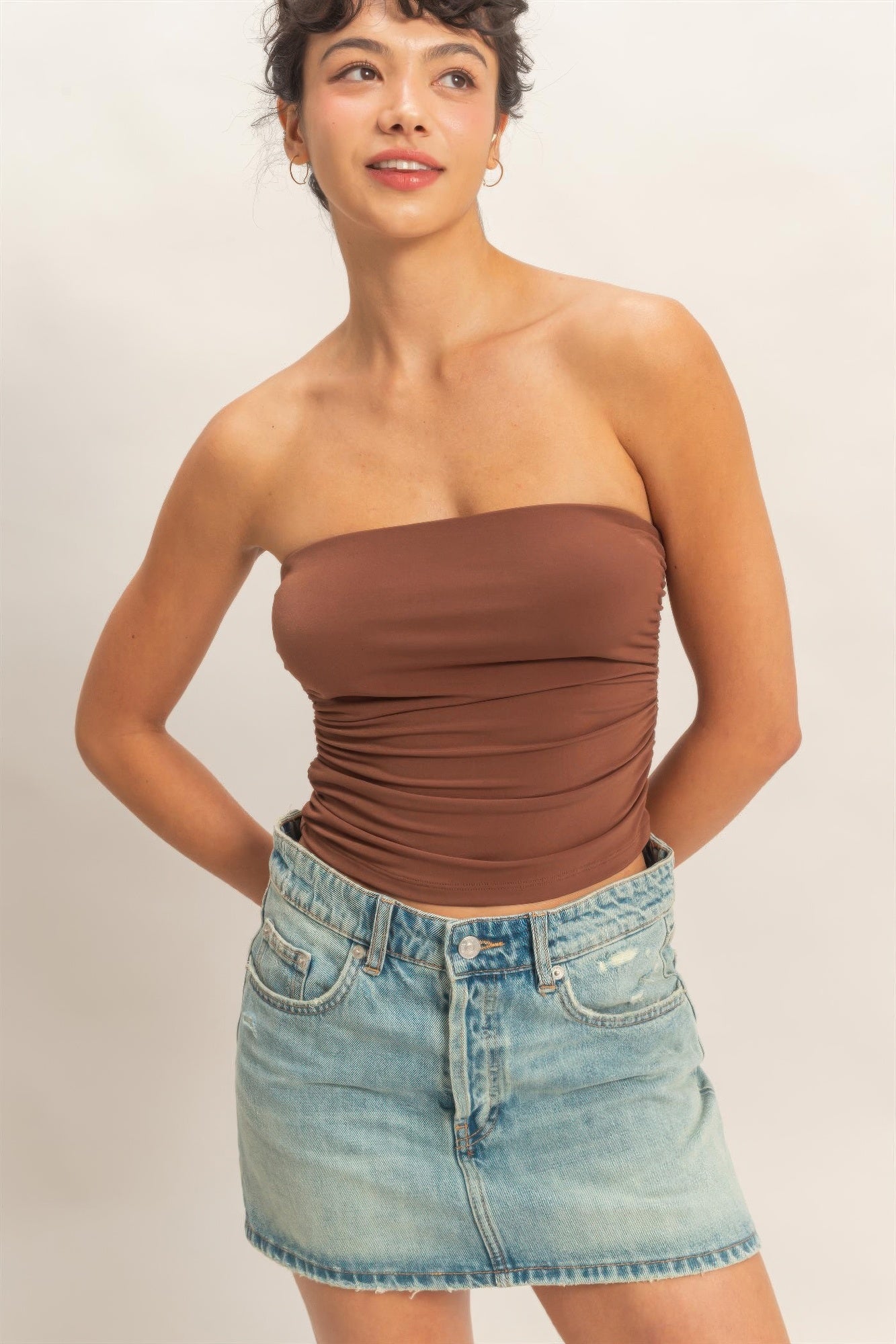 Cocoa Truffle Ruched Strapless Bodycon Top with light wash denim skirt