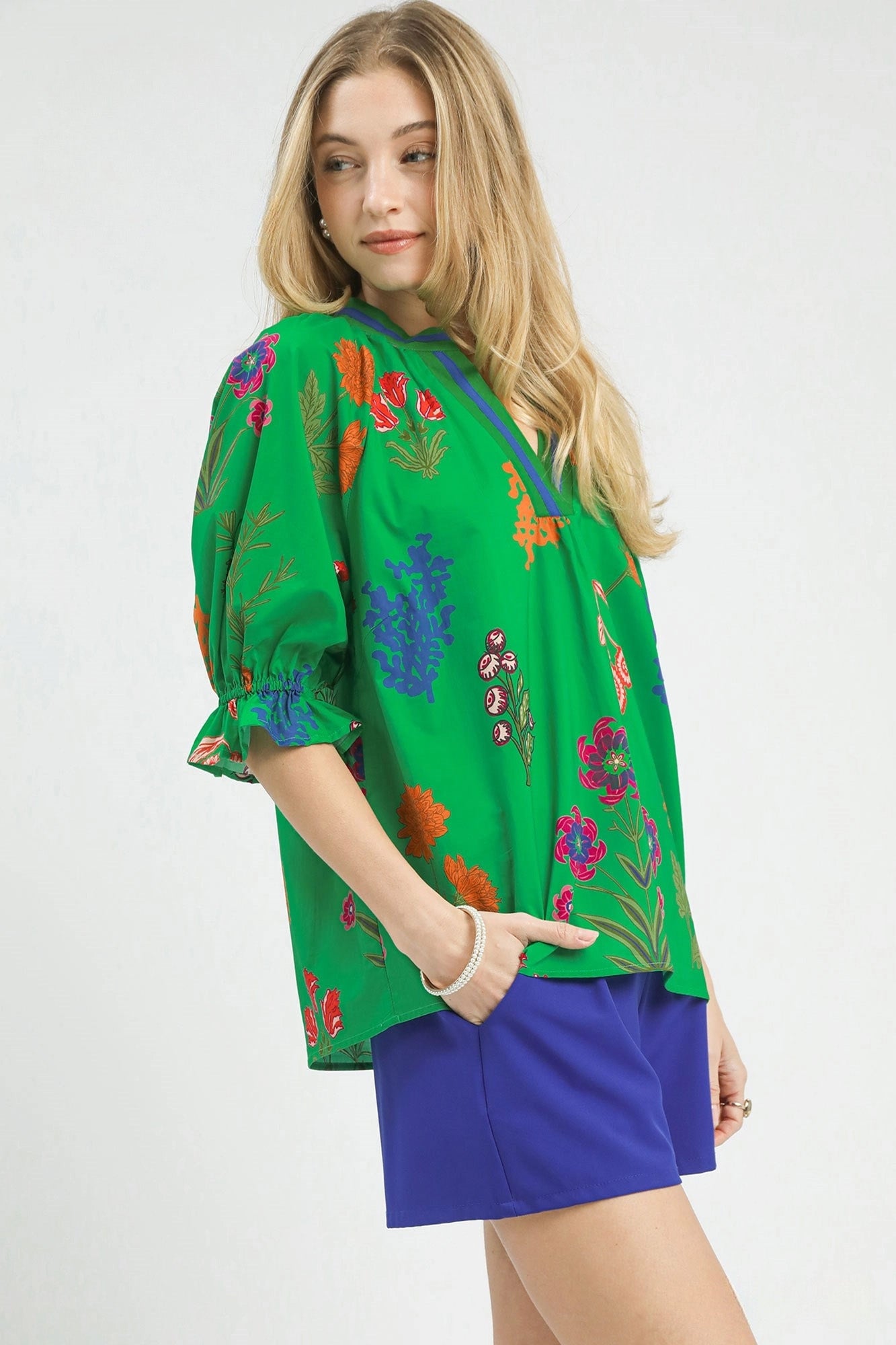Floral Split Neck Puff Sleeve Top